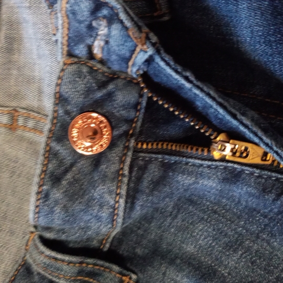 GUESS  Mid Rise Skinny Jeans - Picture 2 of 6